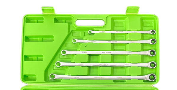 Extra long ratchet spanner lengths